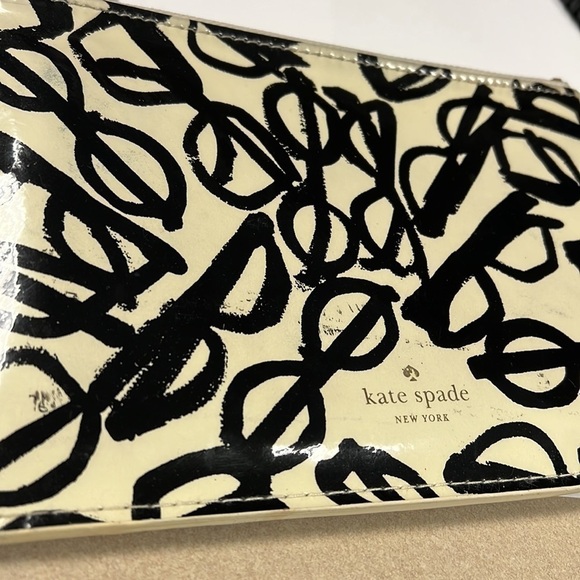 Kate Spade Large Zip Top Patent Clutch Pouch Bag Eyeglasses Theme - Picture 6 of 8